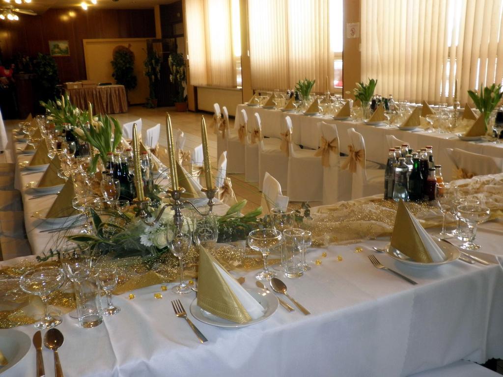 Abc Hotel Nitra Exterior photo