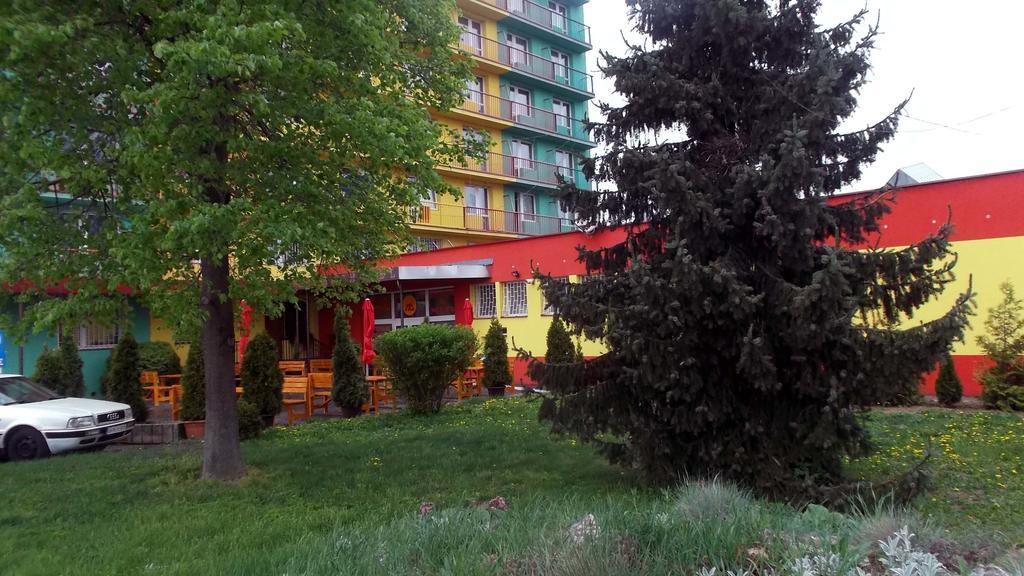 Abc Hotel Nitra Exterior photo